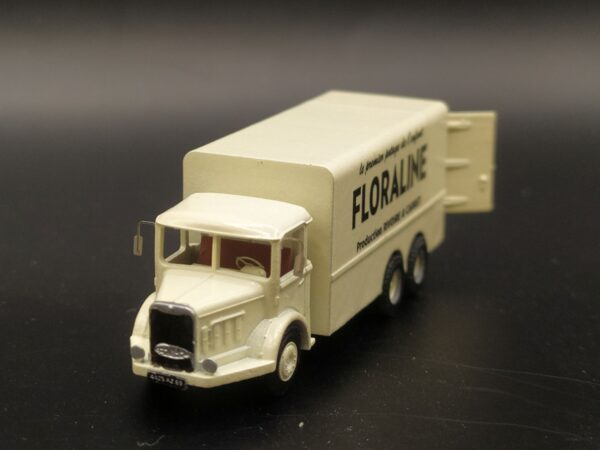 Bernard TD180 Fourgon 6x2 - 1950 – Image 3